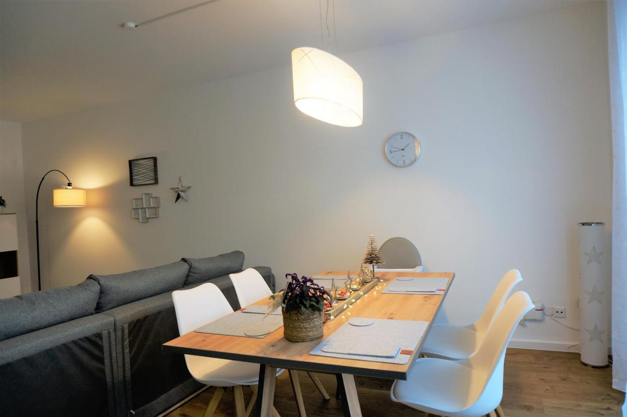 Mein Apartment, Stars Mit Balkon Und Klima Fuer Bis Zu 4 Personen * Frankenthal (Rhineland-Palatinate)
