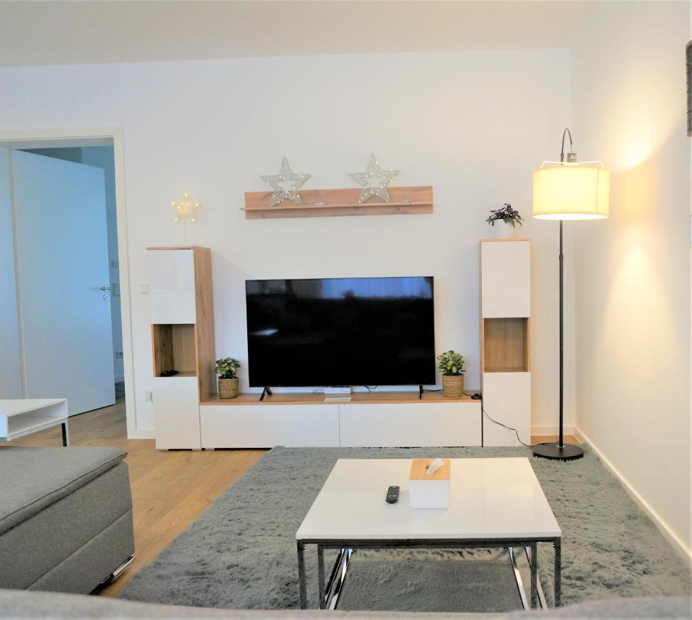 Mein Apartment, Stars Mit Balkon Und Klima Fuer Bis Zu 4 Personen * Frankenthal (Rhineland-Palatinate)