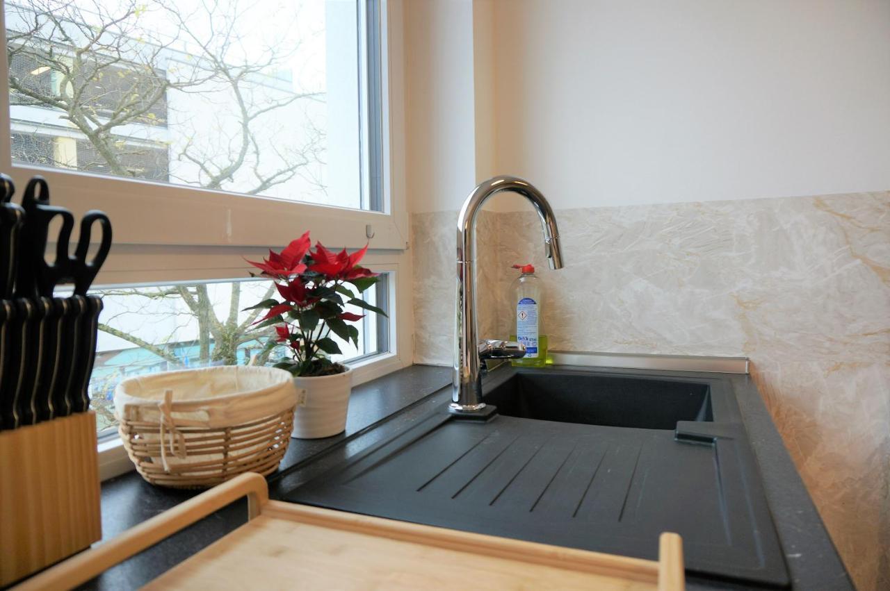 Apartment Mein Apartment, Stars Mit Balkon Und Klima Fuer Bis Zu 4 Personen *